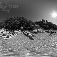 kayaking-around-scorpios-island-in-lefkada